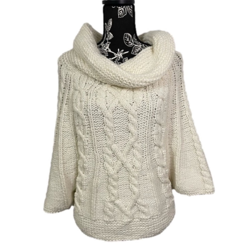 Madison Lilly Funnel Neck Sweater Size L